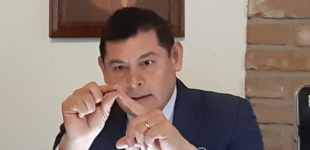 Empresas extranjeras saquean minas y mantos acuíferos en México: Armenta Mier