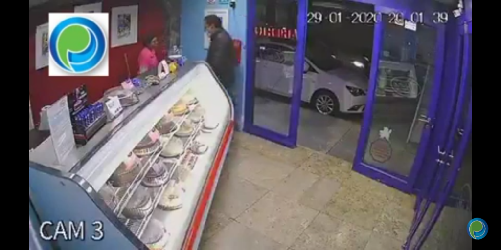 Rata roba pastelería en la colonia Gabriel Pastor
