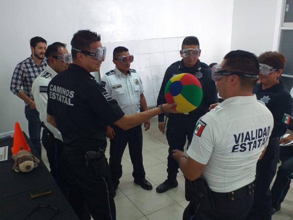 Elementos de la Policía Estatal de Caminos y Vialidad de la SSC reciben la certificación “Cero muertes por alcohol al volante”