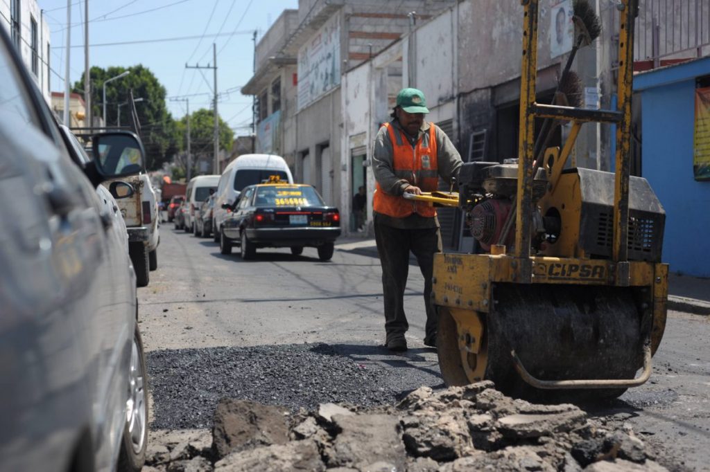 Vídeo desde Puebla: Israel Román Romano indicó que se bachearán 46 mil mts de manera preventiva