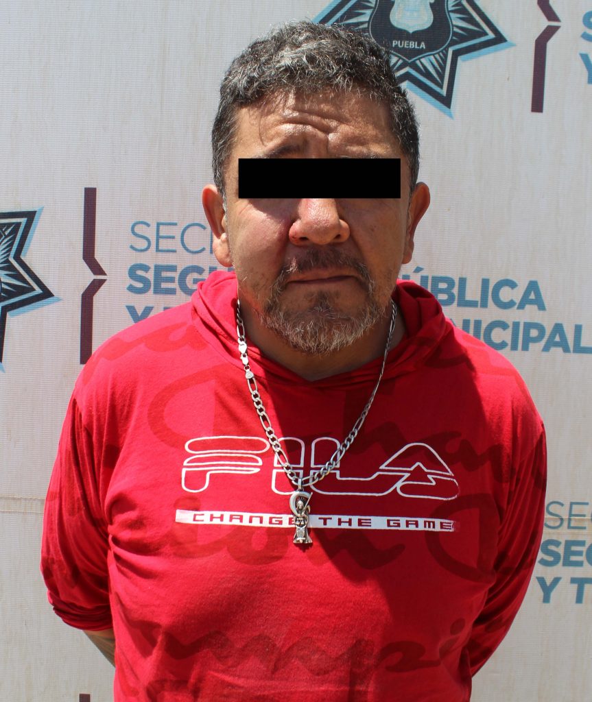 Detuvo policía municipal a cuatro hombres por robo a sucursal Coppel