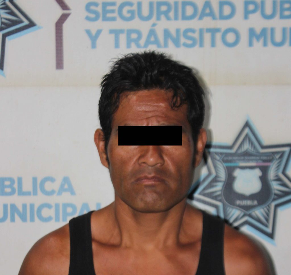 Detuvo policía municipal de Puebla a cuatro probables asaltantes