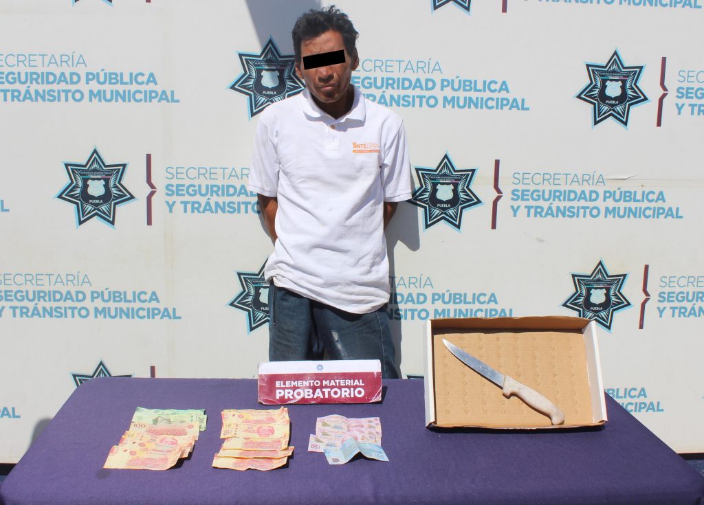 Detuvo SSC de Puebla a probable asaltante de tienda Oxxo.