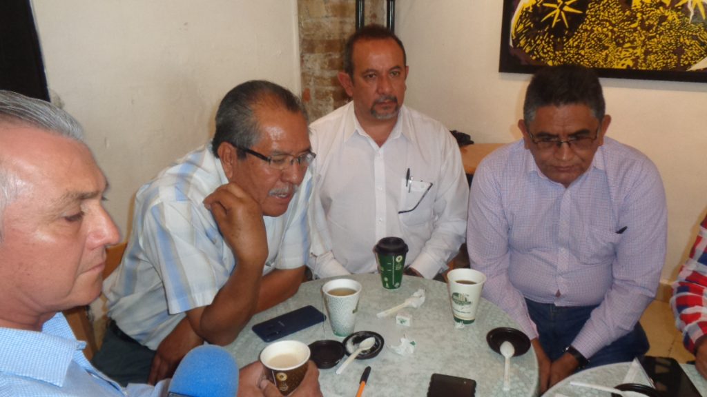 Maestros piden que se audite al ISSSTEP