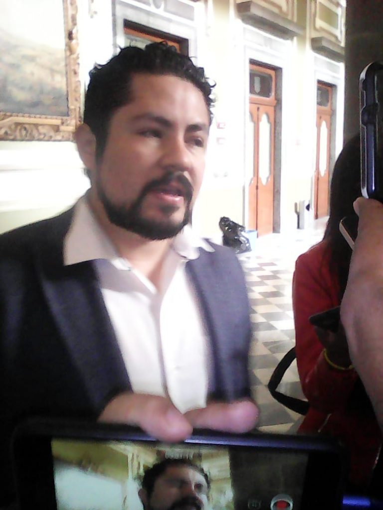 El ayuntamiento de Puebla se propone  reubicar a los ambulantes este año: Iván Herrera