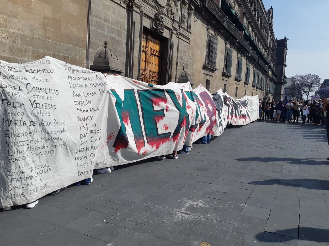Vídeos desde Puebla: Marcha femenina en la CdMx