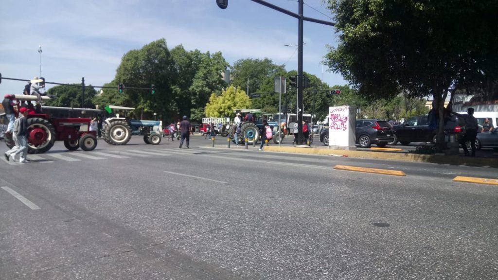Cierran el Bulevar 5 de Mayo a la altura de San Francisco