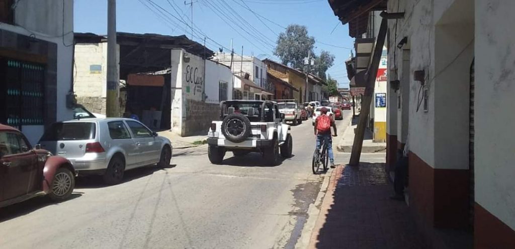 Sujetos en moto balean a joven con pistola de diábolos en Zacatlán 