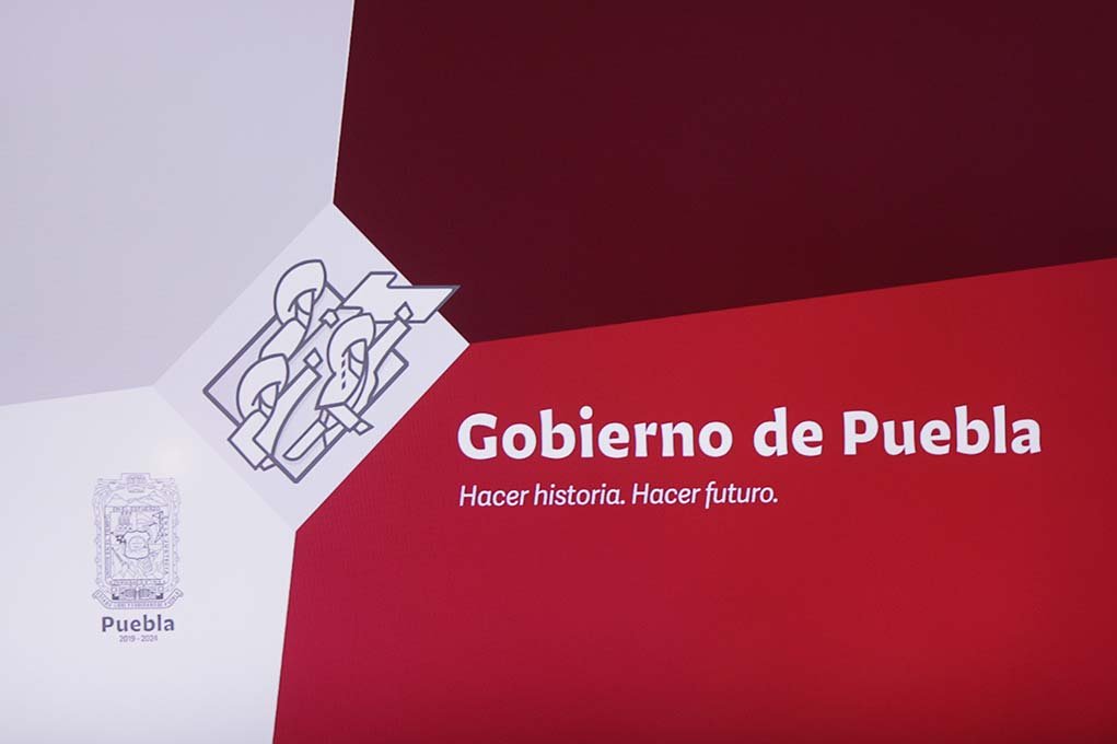 Desclasifica gobierno de Puebla los contratos de promoción y obra pública.