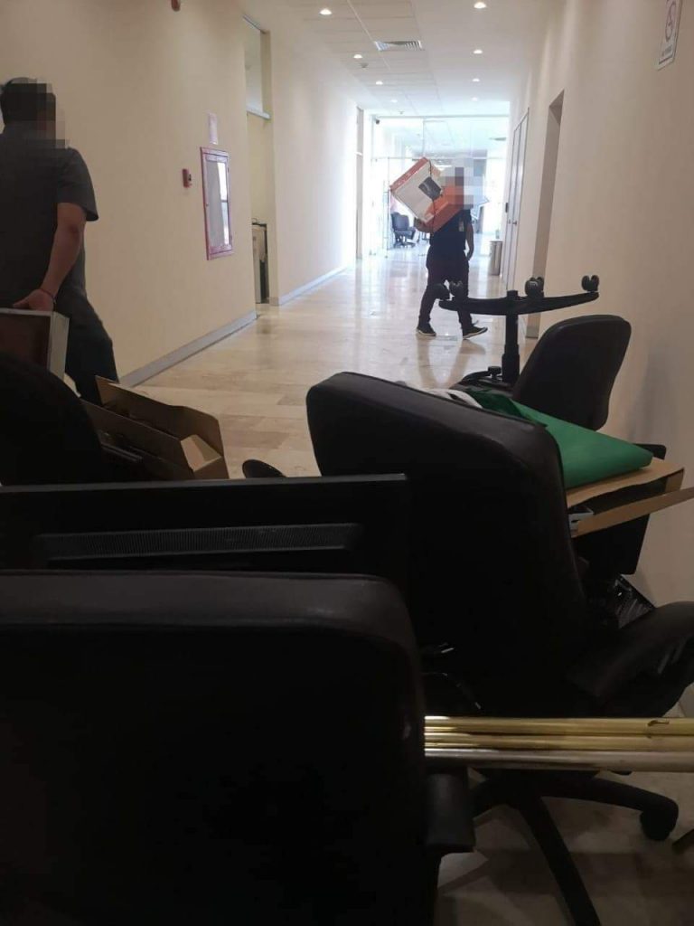 En estos momentos dentro del C5 se rumora que personal de Secretaría de Seguridad Ciudadana municipal está siendo desalojado por policías estatales