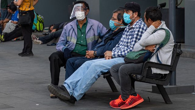El largo regreso a casa, mexicanos varados en el mundo ante la pandemia