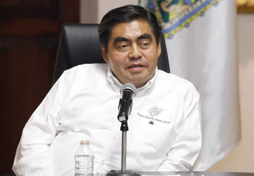 Ante la contingencia Covid-19, el gobernador Barbosa llama a los presidentes municipales a no restringir libertades de la sociedad