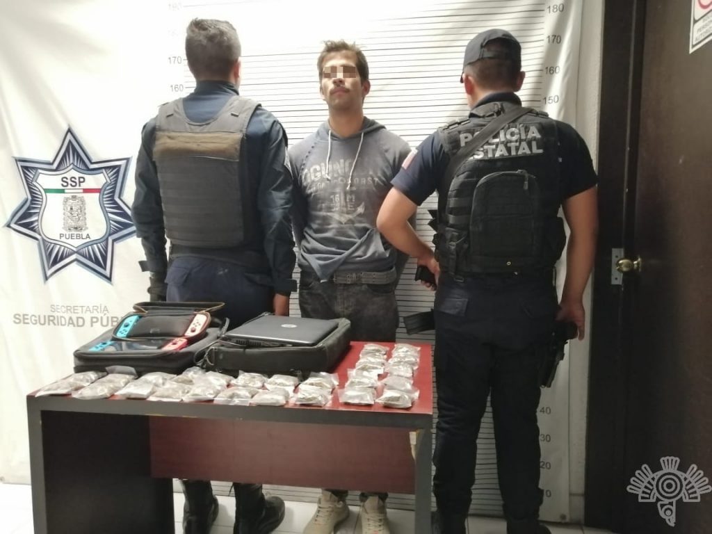 Detienen a sujeto por robo a casa habitación