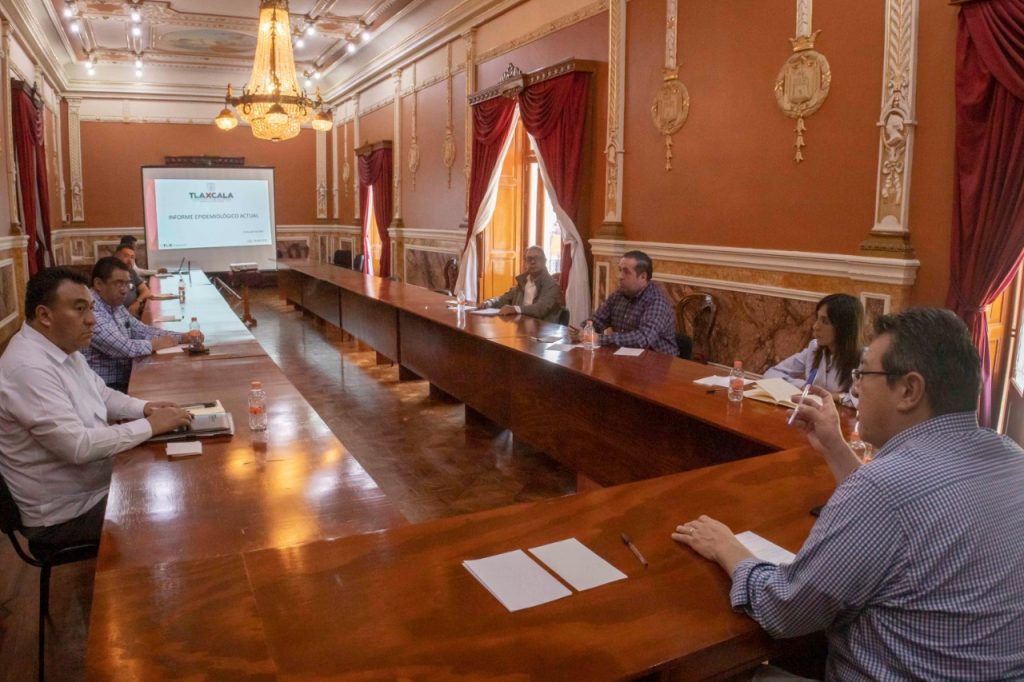 Desde Tlaxcala: Marco Mena supervisa la infraestructura de Salud