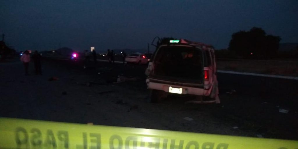 2 muertos y un herido deja brutal accidente en Oriental.