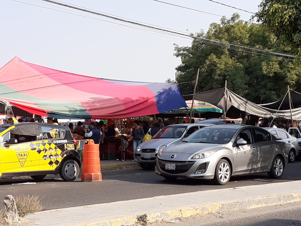 Tianguis de Granjas San Isidro se lleva a cabo…pese a la contingencia