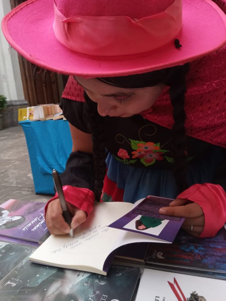 Escritora Fiorella Gutiérrez exhorta a dar apoyo a escritores que no cuentan respaldo editorial