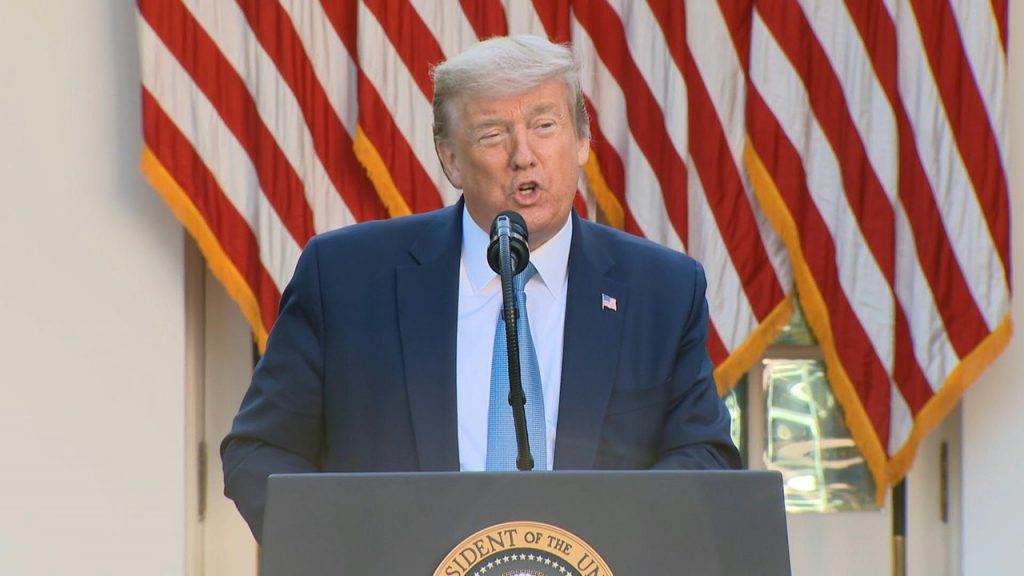 Donald Trump habló sobre las sospechas del origen del coronavirus en un laboratorio chino