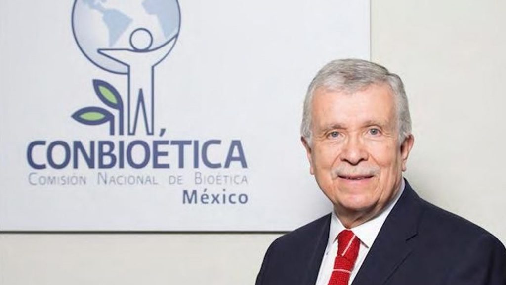 Renuncia al cargo titular de Comisión Nacional de Bioética en epidemia