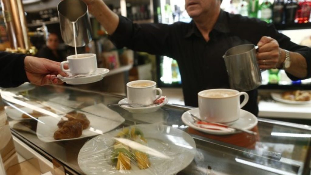 Los Ingresos Totales reales por Suministro de Bienes y Servicios Privados no Financieros aumentaron 0.8%