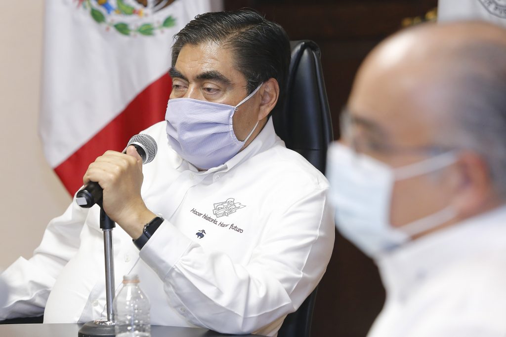 Responsabilidad y disciplina frenarán los contagios de Covid-19, afirma Barbosa Huerta