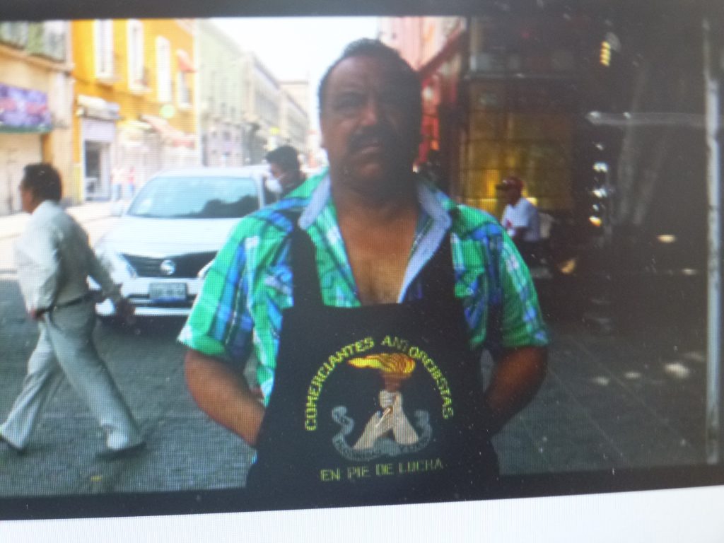 La pandemia no nos va a matar, el hambre sí, afirma dirigente de los ambulantes