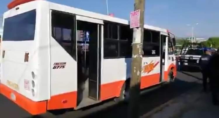 Lesionan a pasajero en asalto a transporte público en la ruta 28