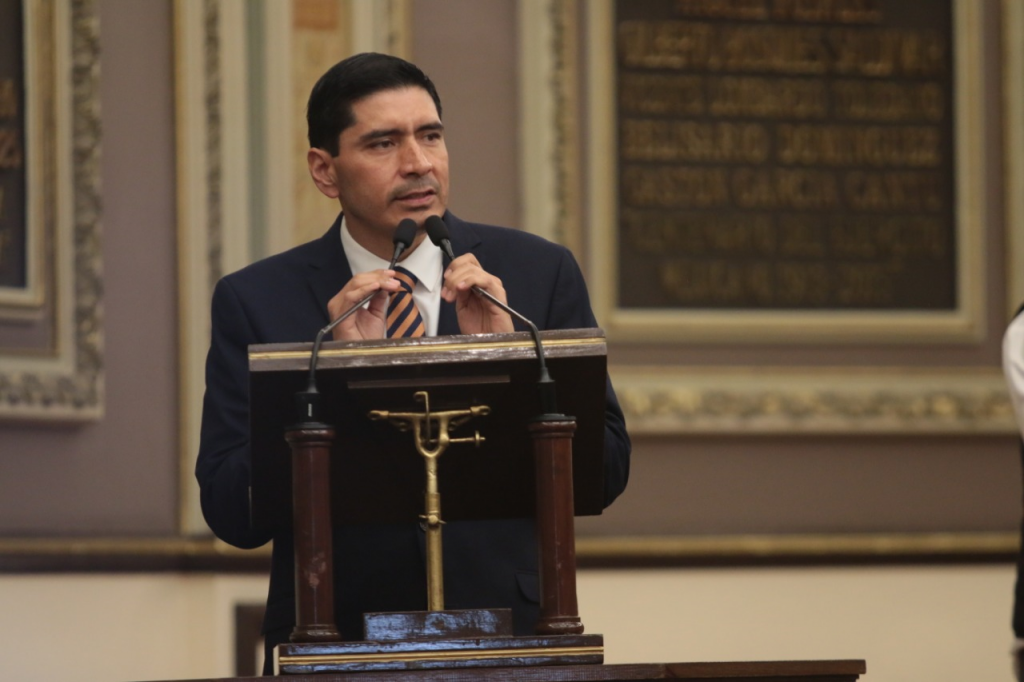 Lamenta Carlos Morales los hechos en Huejotzingo donde policías agreden a civiles