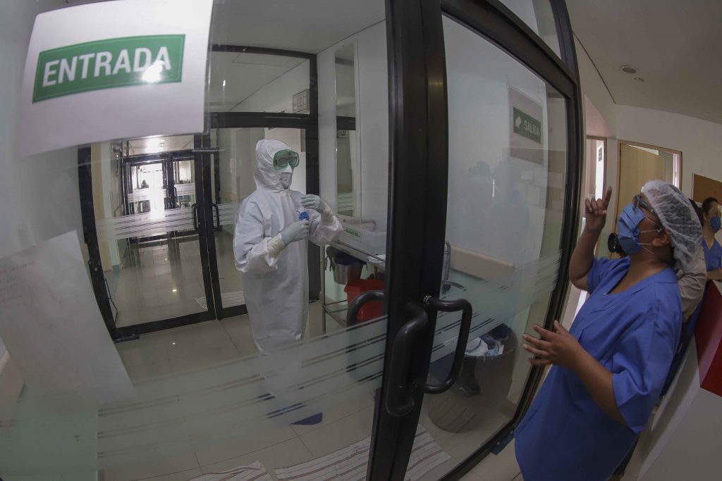 Verifica secretario de Salud protocolos de Seguridad por COVID-19 en hospitales