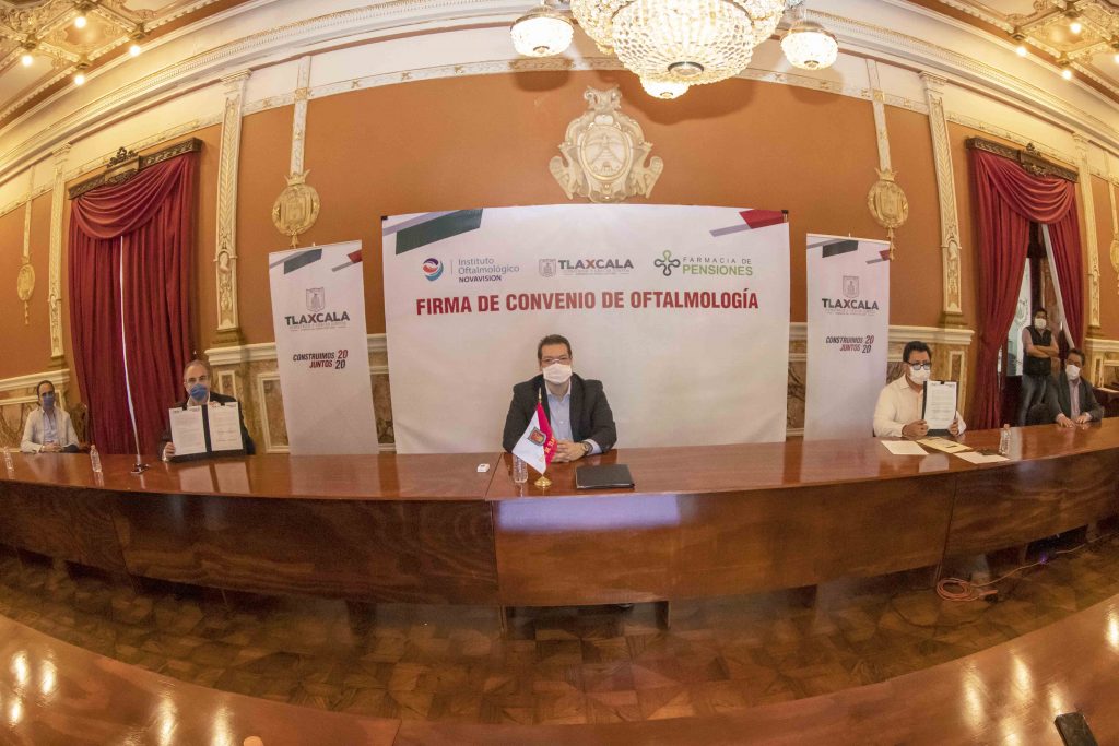Desde Tlaxcala: Marco Mena fortalece servicios oftalmológicos de pensiones civiles
