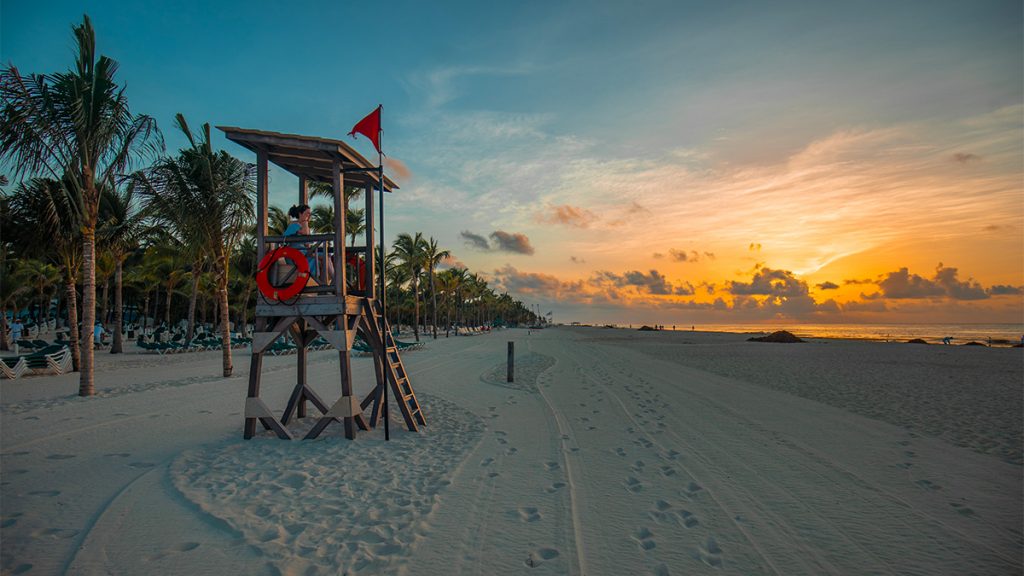 El Indicador Trimestral del PIB Turístico registró una disminución de (-)0.6% y el del Consumo Turístico Interior descendió (-)0.3%