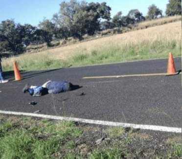 Fallece joven motociclista en aparatoso accidente en Cuapiaxtla