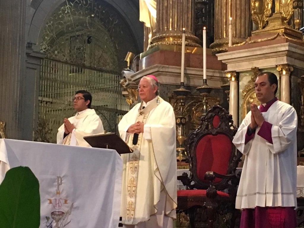 Papa Francisco I mandó un mensaje de aliento a los poblanos por la pandemia, informó el arzobispo Víctor Sánchez