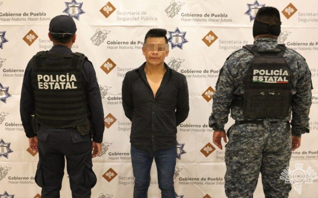 Policía estatal detiene a traficante de droga de la zona de antros de San Pedro y San Andrés Cholula