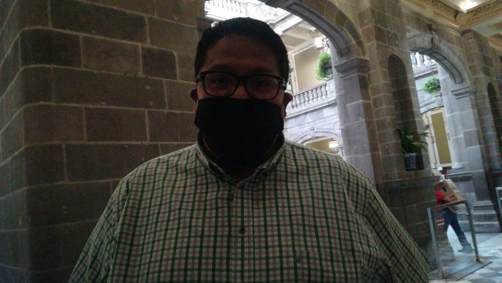 Ayuntamiento de Puebla rescindirá contrato a Full Hen por entregar ventiladores de mala calidad, afirmó el secretario de Adinistración