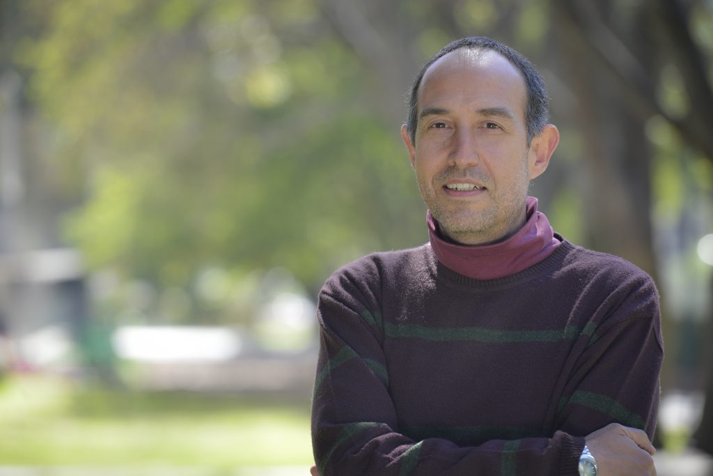 Estudian el paso de la educación presencial a la educación en línea