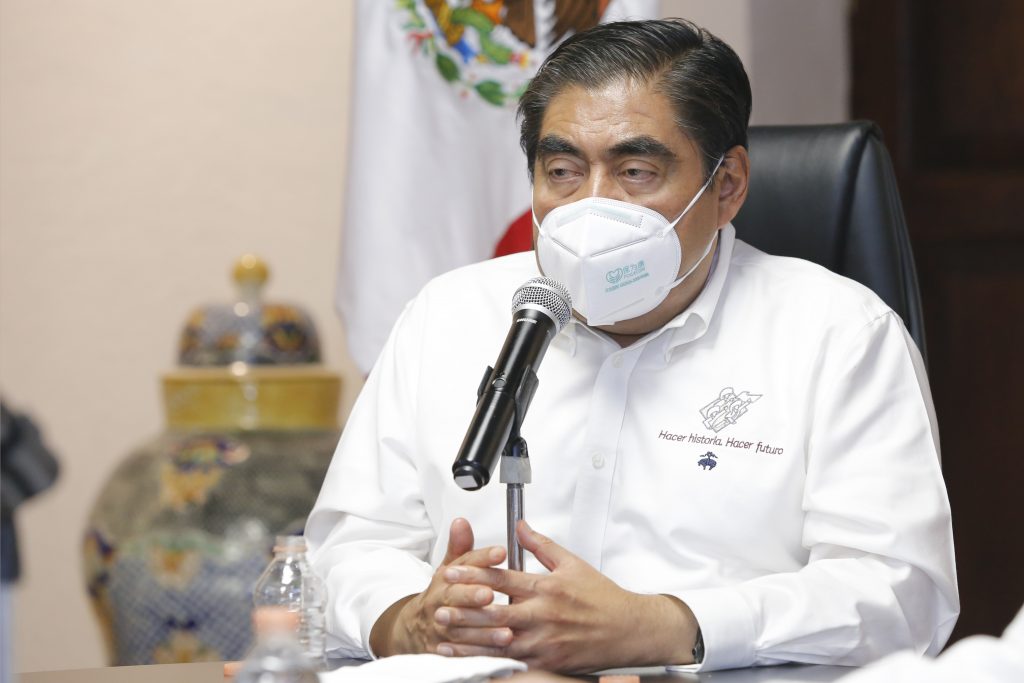 Con nueva ley de educación, instituciones ya no podrán abusar de los estudiantes: MBH.