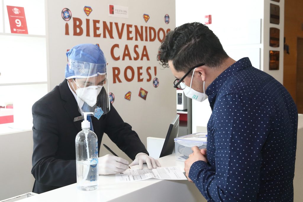 Por contingencia de COVID-19, personal médico recibe apoyo de hospedaje.