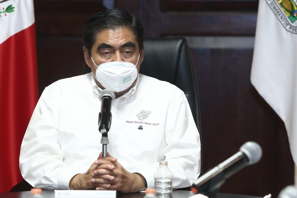 Integrar un equipo solidario contra la pandemia, pide el gobernador a diferentes sectores de la sociedad.