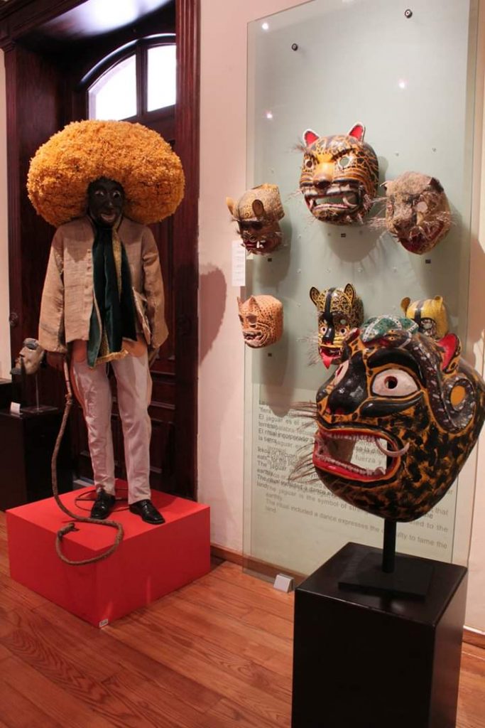 Tigres de Zitlala del Estado de Guerrero en el Museo Nacional de la Máscara
