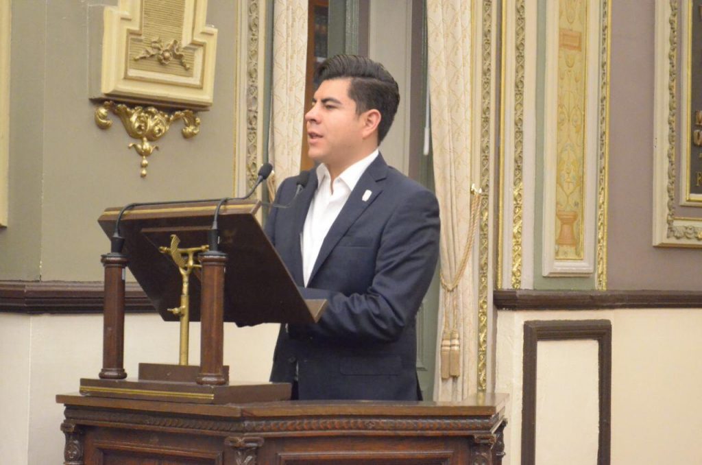 Pide Collantes Cabañas que se refuercen operativos para prevenir el coronavirus en el transporte público