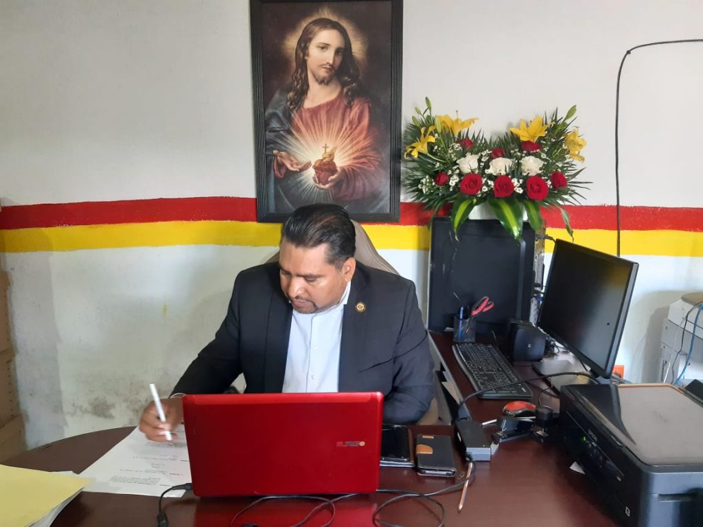 Cabildos deben garantizar transparencia y acceso a la información mediante sesiones en vivo