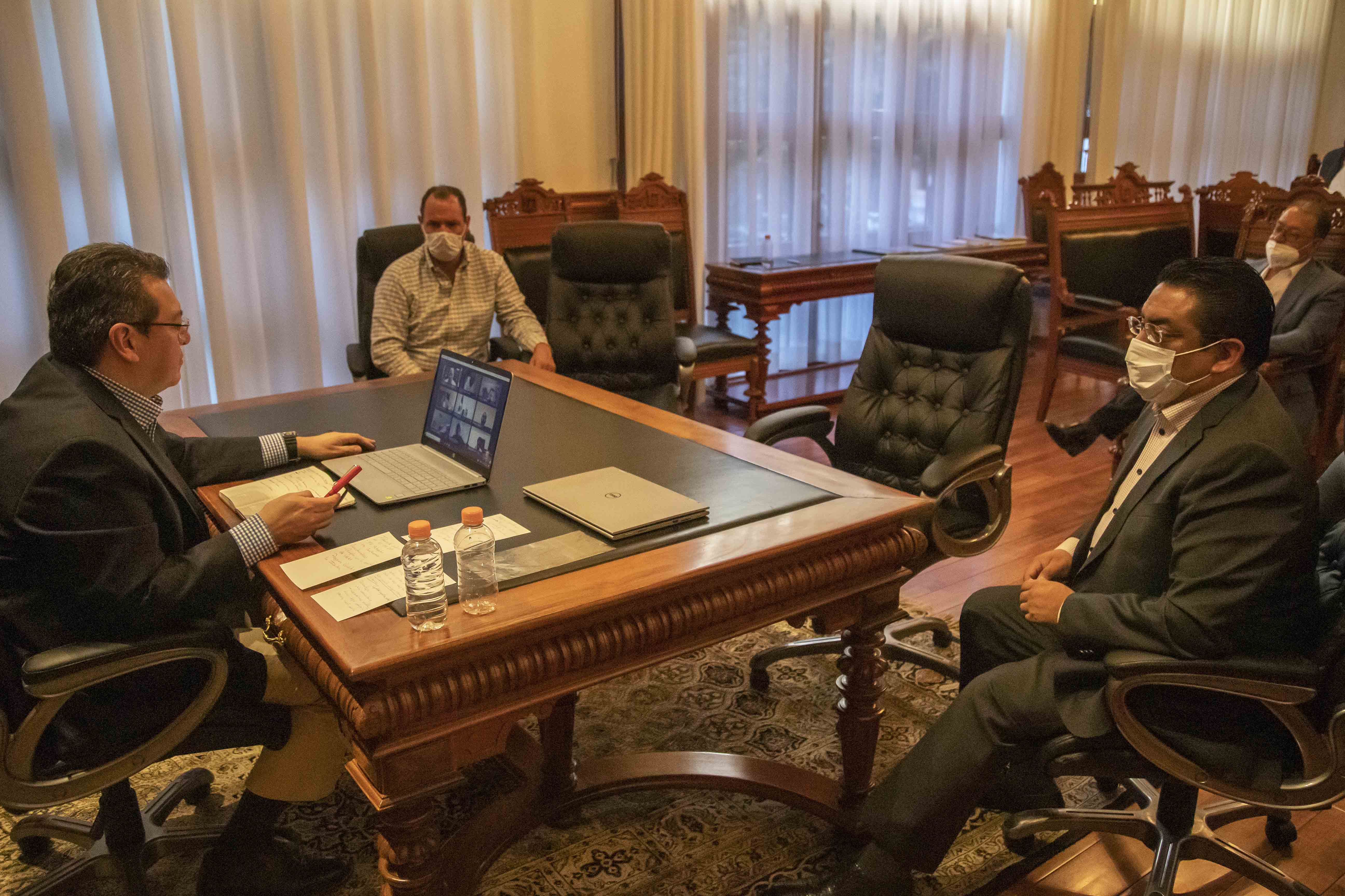 Marco Mena participa en mesa de trabajo de la CONAGO con líderes del sector privado