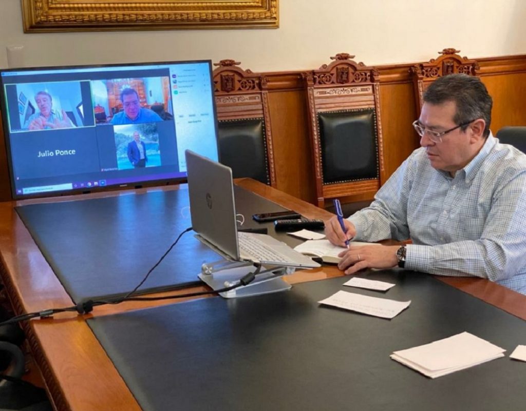 Marco Mena y director del IPN fortalecen presencia del Instituto en Tlaxcala.