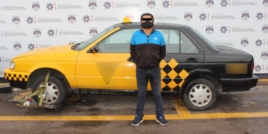 Ubicó y detuvo Policía Municipal de Puebla a hombre por robo a interior de vehículo.