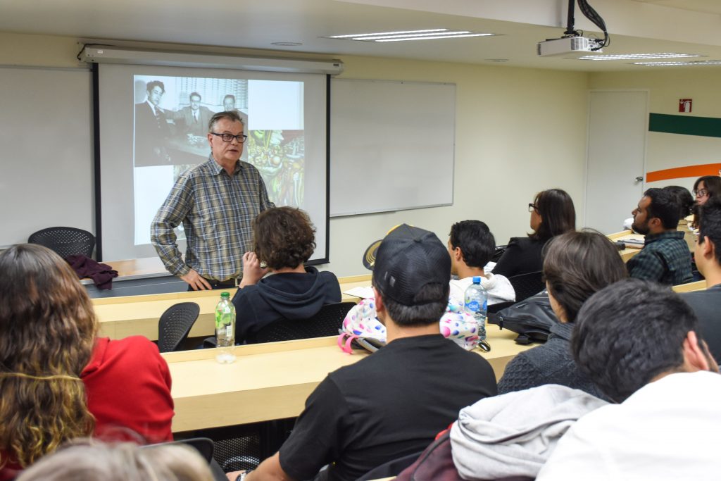 Miguel Cereceda teórico y crítico de arte visitó la UDLAP por segunda ocasión