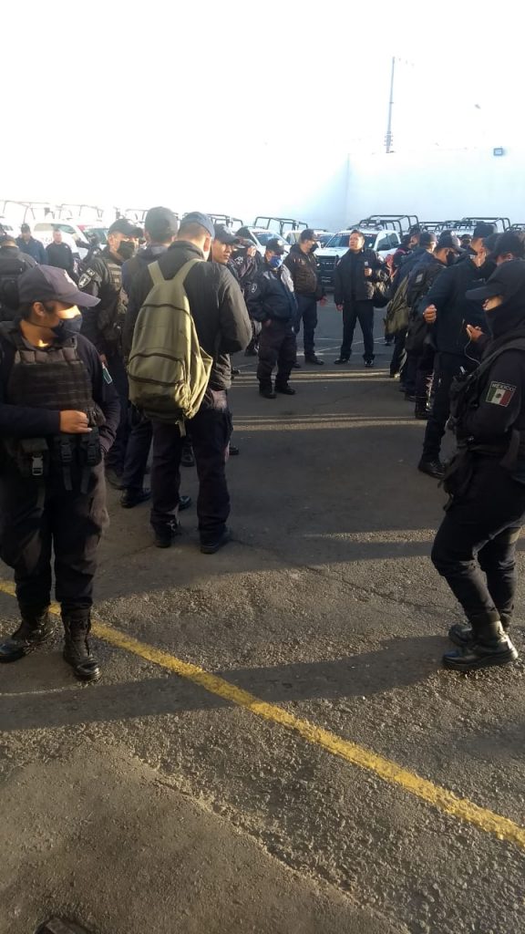 Video desde Puebla: Reportan paro de labores de la policía estatal