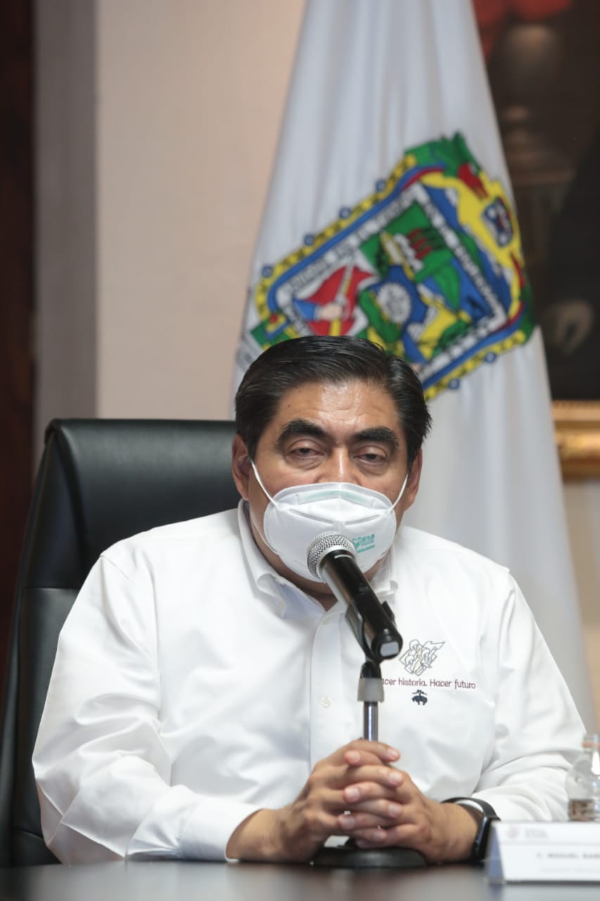 Gobernador Barbosa emite decreto para postergar el reinicio de las actividades productivas