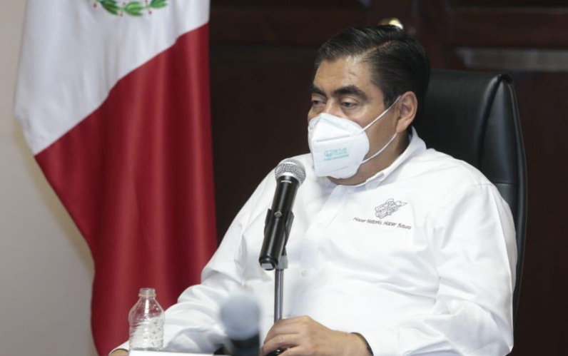 Gobernador Barbosa alertó que clausurará a las empresas que contaminan el Atoyac