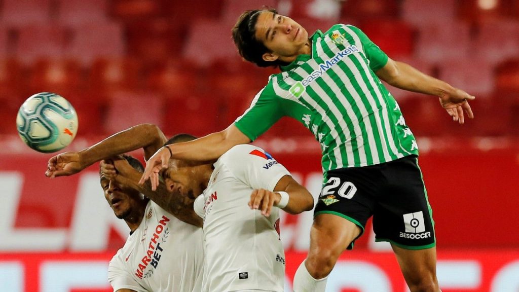 ¡Regresó La Liga! Sevilla vs. Betis: ¿Cómo le fue a Diego Laínez y Andrés Guardado?